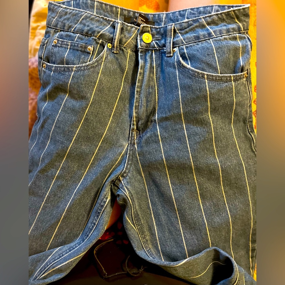 Forever 21 size 26 waist
